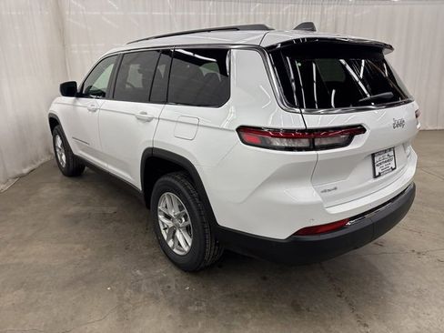 New 2025 Jeep Grand Cherokee L Laredo image 25