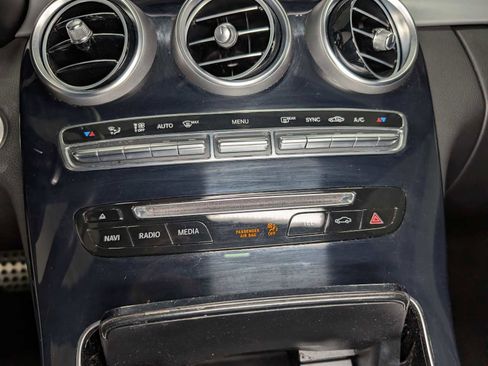 Used 2015 Mercedes-Benz C 300 Sport image 30