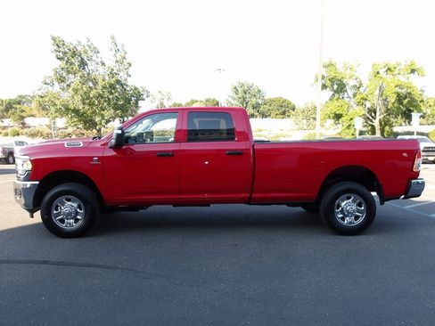 New 2024 RAM 2500 Tradesman w/ Chrome Appearance Group image 5