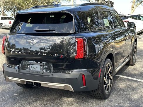 Used 2025 MINI Cooper Countryman S w/ Comfort Package Max image 3