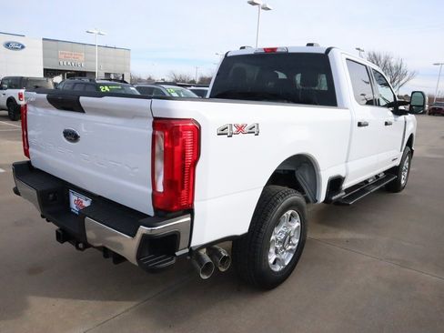 New 2026 Ford F250 XLT image 19