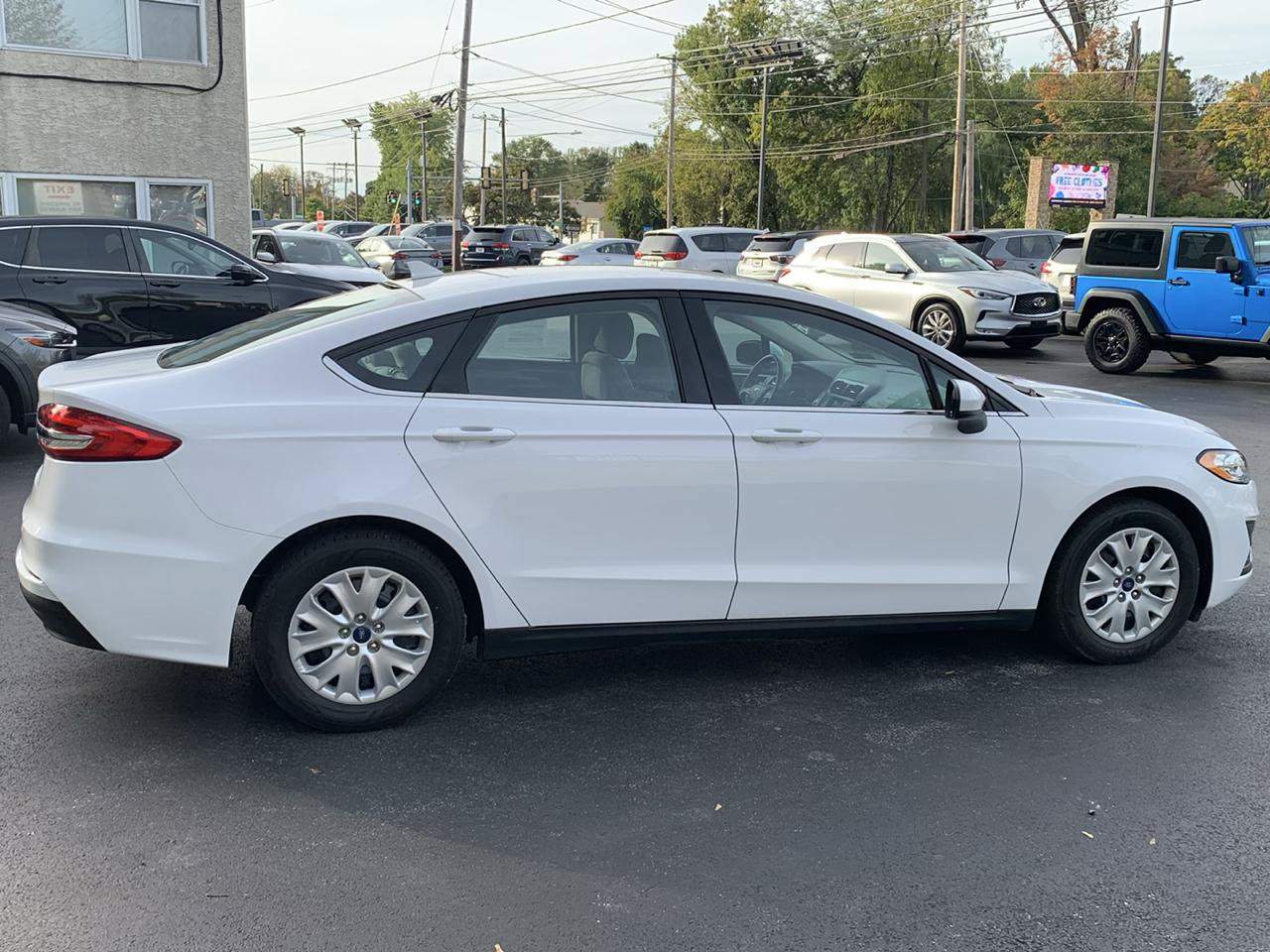 Used 2020 Ford Fusion S FWD image 4