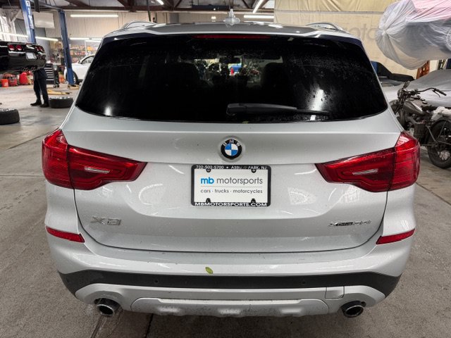 Used 2018 BMW X3 xDrive30i AWD/4WD image 3