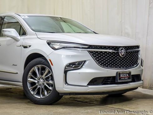 Certified 2022 Buick Enclave Avenir w/ Avenir Technology Package AWD/4WD image 5