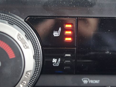 Certified 2025 Toyota 4Runner TRD Off-Road Premium w/ Tow Technology Package image 8