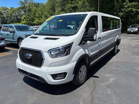 Used 2023 Ford Transit 350 XLT RWD image 3