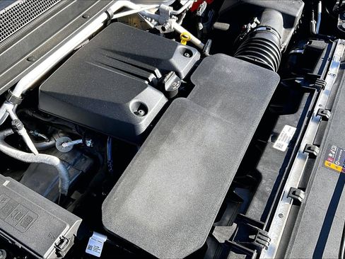 Used 2024 Chevrolet Colorado LT w/ LT Convenience Package image 35