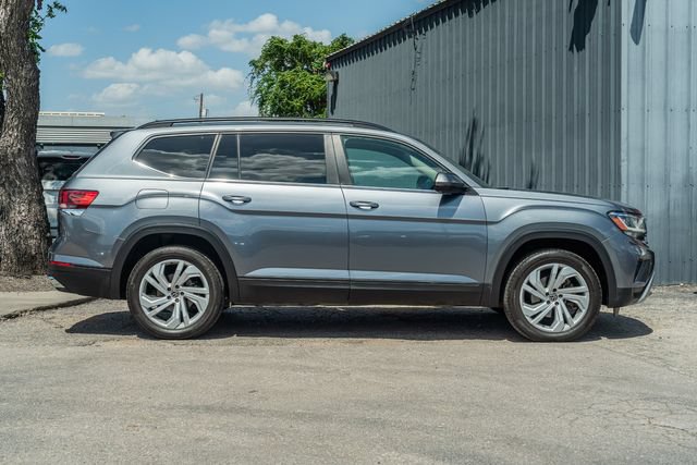 Used 2021 Volkswagen Atlas SE w/ Towing Package AWD/4WD image 7