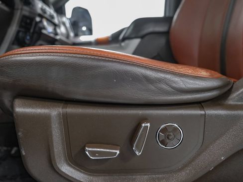 Used 2022 Ford F250 King Ranch w/ King Ranch Ultimate Package AWD/4WD image 32