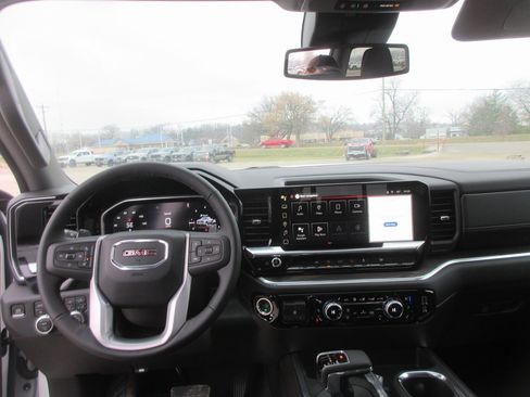 New 2026 GMC Sierra 1500 SLT w/ SLT Convenience Package image 16