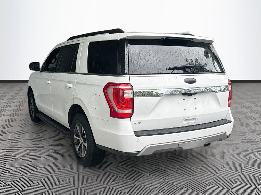 Used 2020 Ford Expedition XLT w/ Equipment Group 201A AWD/4WD image 8