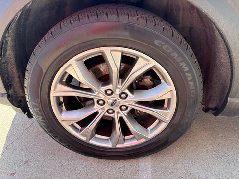 Used 2021 Ford Explorer Limited w/ Equipment Group 301A image 24