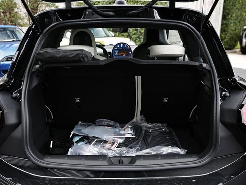 New 2026 MINI Cooper 2-Door Hardtop image 24