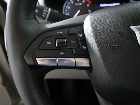 Used 2022 Cadillac XT4 Premium Luxury w/ Enhanced Visibility Package image 27