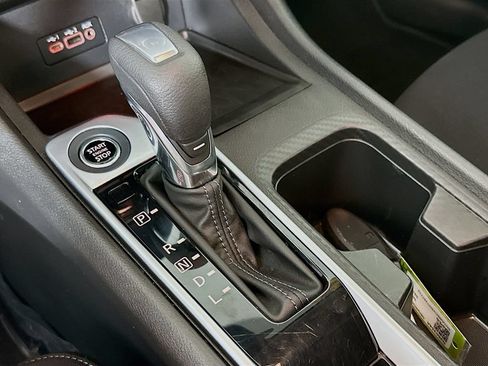 Used 2022 Nissan Sentra SV FWD image 23