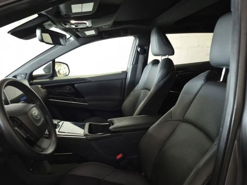 Used 2023 Toyota bZ4X Limited w/ Weather Package image 4