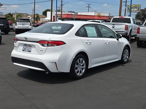 Used 2022 Toyota Corolla LE FWD image 27