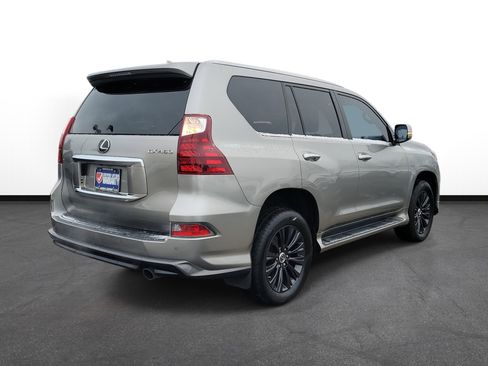 Used 2021 Lexus GX 460 Premium image 4