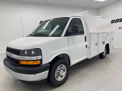 New 2026 Chevrolet Express 3500 w/ Power Convenience Package