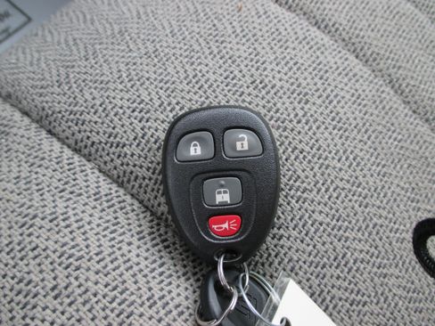 Used 2025 Chevrolet Express 3500 LT w/ LT Preferred Equipment Group RWD image 19