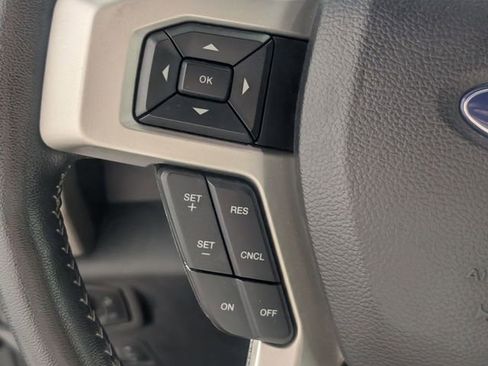 Used 2019 Ford F150 Lariat w/ Equipment Group 501A Mid AWD/4WD image 16