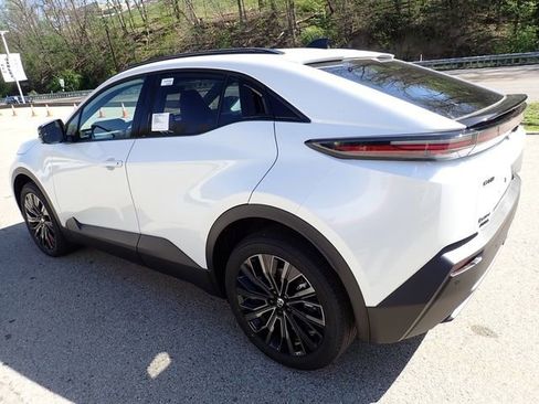 New 2026 Toyota C-HR AWD/4WD image 6