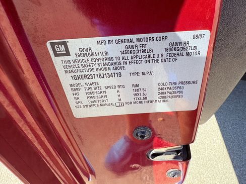 Used 2008 GMC Acadia SLT w/ Luxury Package image 38