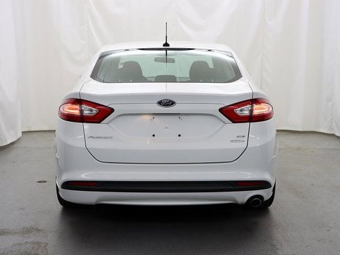 Used 2013 Ford Fusion SE image 6