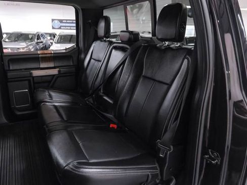 Used 2019 Ford F150 Lariat image 34