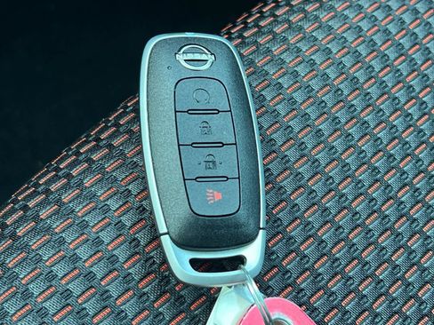 New 2026 Nissan Kicks SR w/ Illumination Package image 25