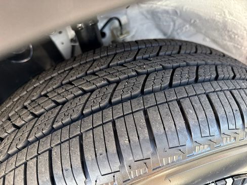 New 2026 Nissan Kicks SV image 26