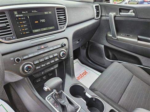 Used 2022 Kia Sportage LX w/ LX AWD Value Edition Package image 20