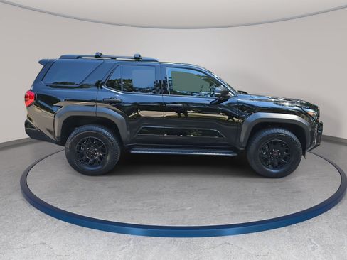 Used 2025 Toyota 4Runner TRD Off-Road Premium w/ Tow Technology Package AWD/4WD image 4