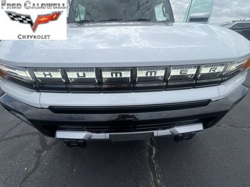 Used 2025 GMC Hummer EV 3X AWD/4WD image 35