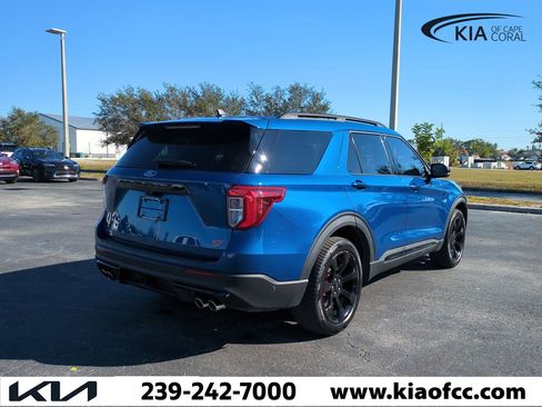 Used 2022 Ford Explorer ST w/ Equipment Group 401A image 5