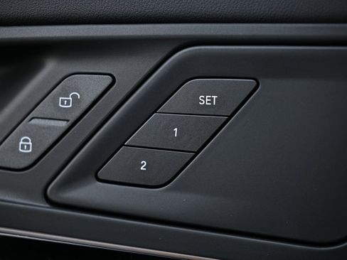 New 2026 BMW X1 xDrive28i w/ Technology Package image 15