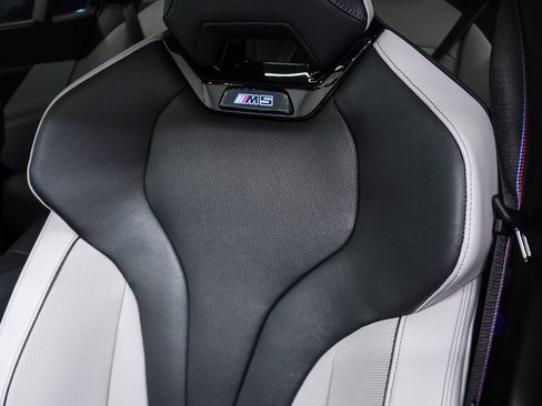 New 2027 BMW M5 Touring AWD/4WD image 28