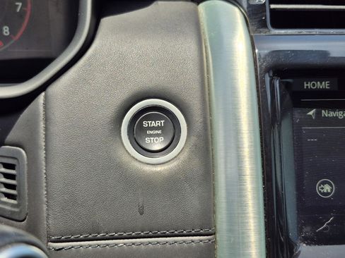 Used 2018 Land Rover Discovery HSE Luxury AWD/4WD image 33
