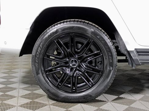 Certified 2025 Mercedes-Benz G 550 image 38
