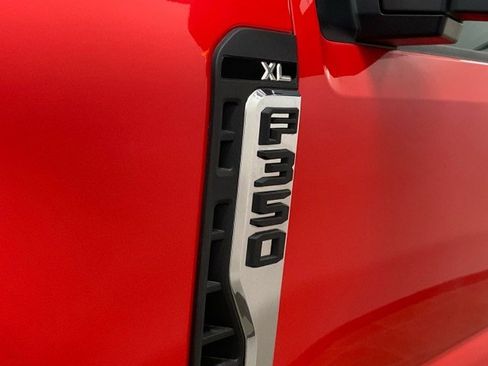 New 2025 Ford F350 XL w/ FX4 Off-Road Package image 8