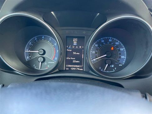 Used 2017 Toyota Corolla iM w/ All-Weather Mat Package FWD image 47