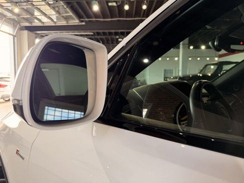 Used 2016 Audi SQ5 Premium Plus w/ Technology Package image 9