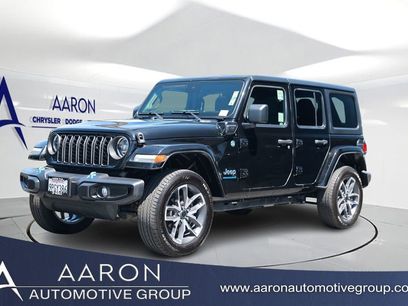 Used 2024 Jeep Wrangler Unlimited w/ LED Headlamp & Fog Lamp Group