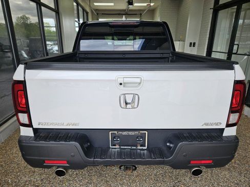 Used 2023 Honda Ridgeline Black Edition image 3