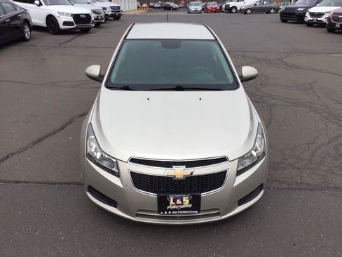 Used 2013 Chevrolet Cruze Eco w/ Enhanced Safety Package image 5
