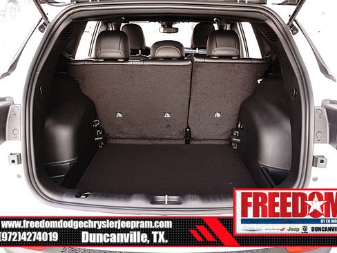 New 2026 Jeep Compass Latitude image 45