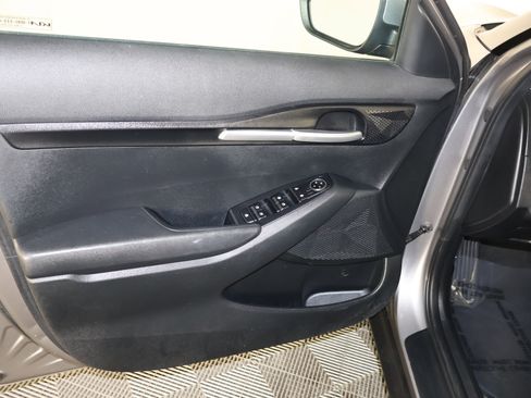 Used 2022 Kia Seltos LX image 36