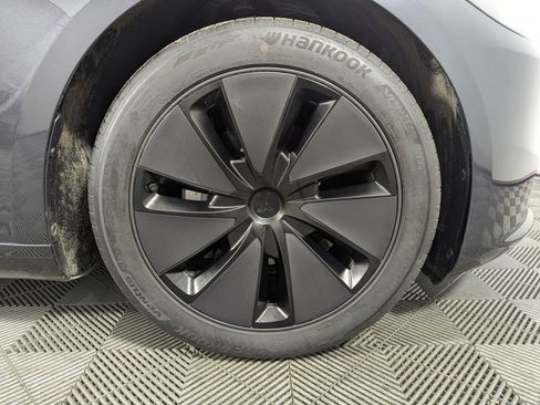 Used 2024 Tesla Model 3 Standard Range image 27