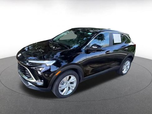 Used 2025 Buick Encore GX Preferred FWD image 8