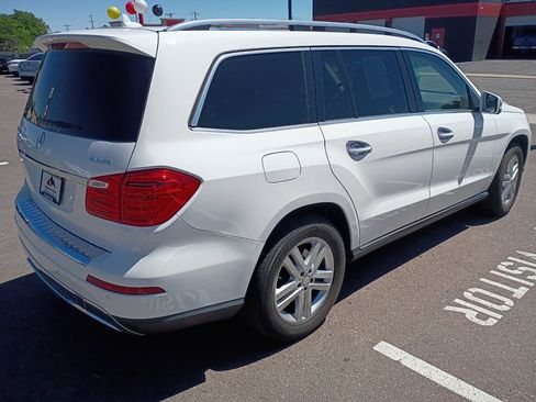 Used 2014 Mercedes-Benz GL 450 4MATIC image 7